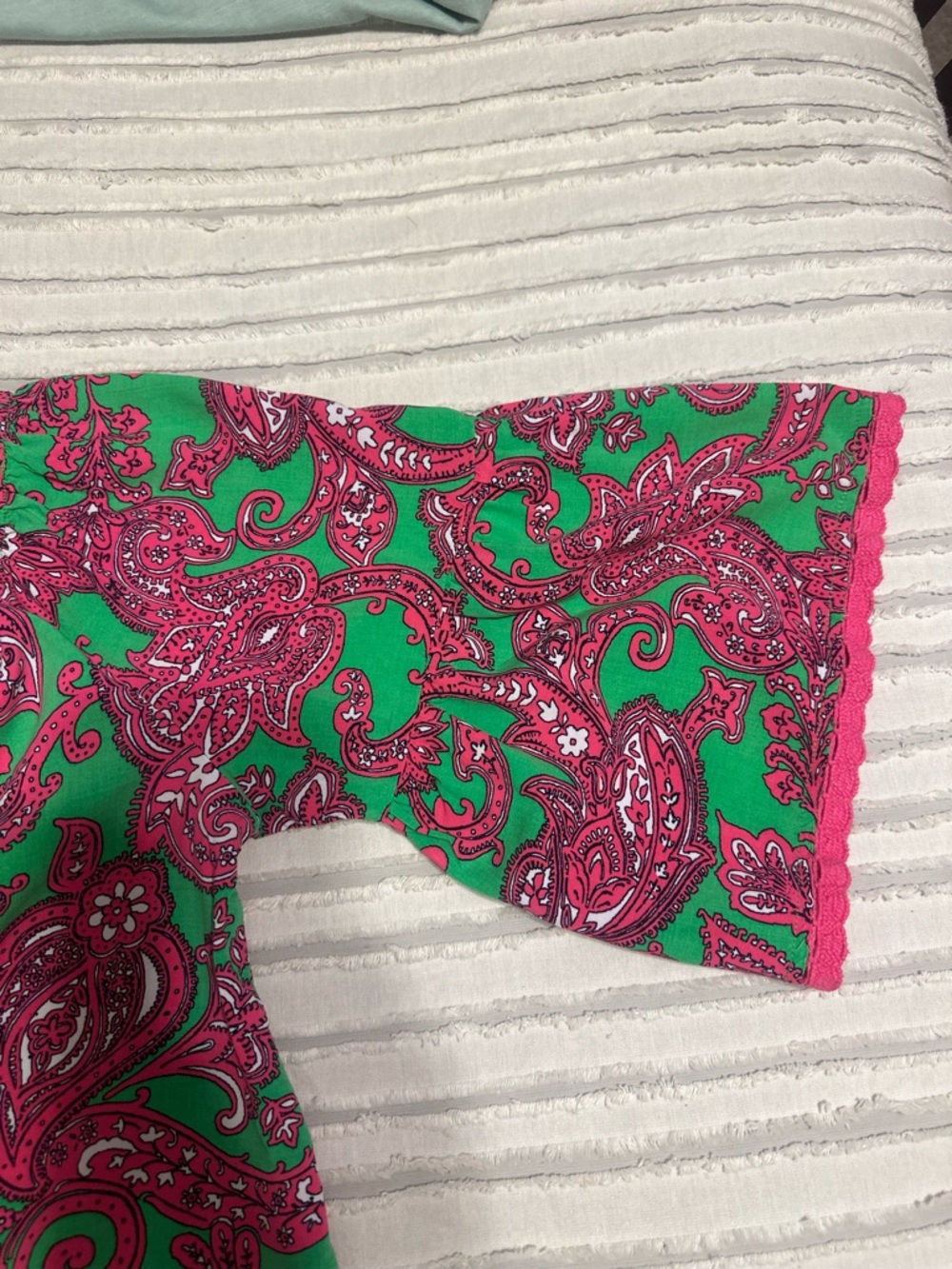crown & ivy Green and Pink Paisley Off-Shoulder Blouse - Picture 6 of 10